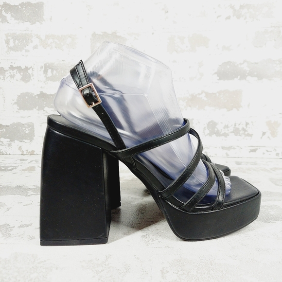 New ABOUND Nester Strappy Platform Sandal In Black X49 - Picture 5 of 13